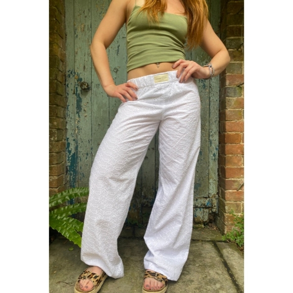 Studio Seven Designs | Lazy Daisy Eyelet Pants White Nwot - Picture 1 of 9